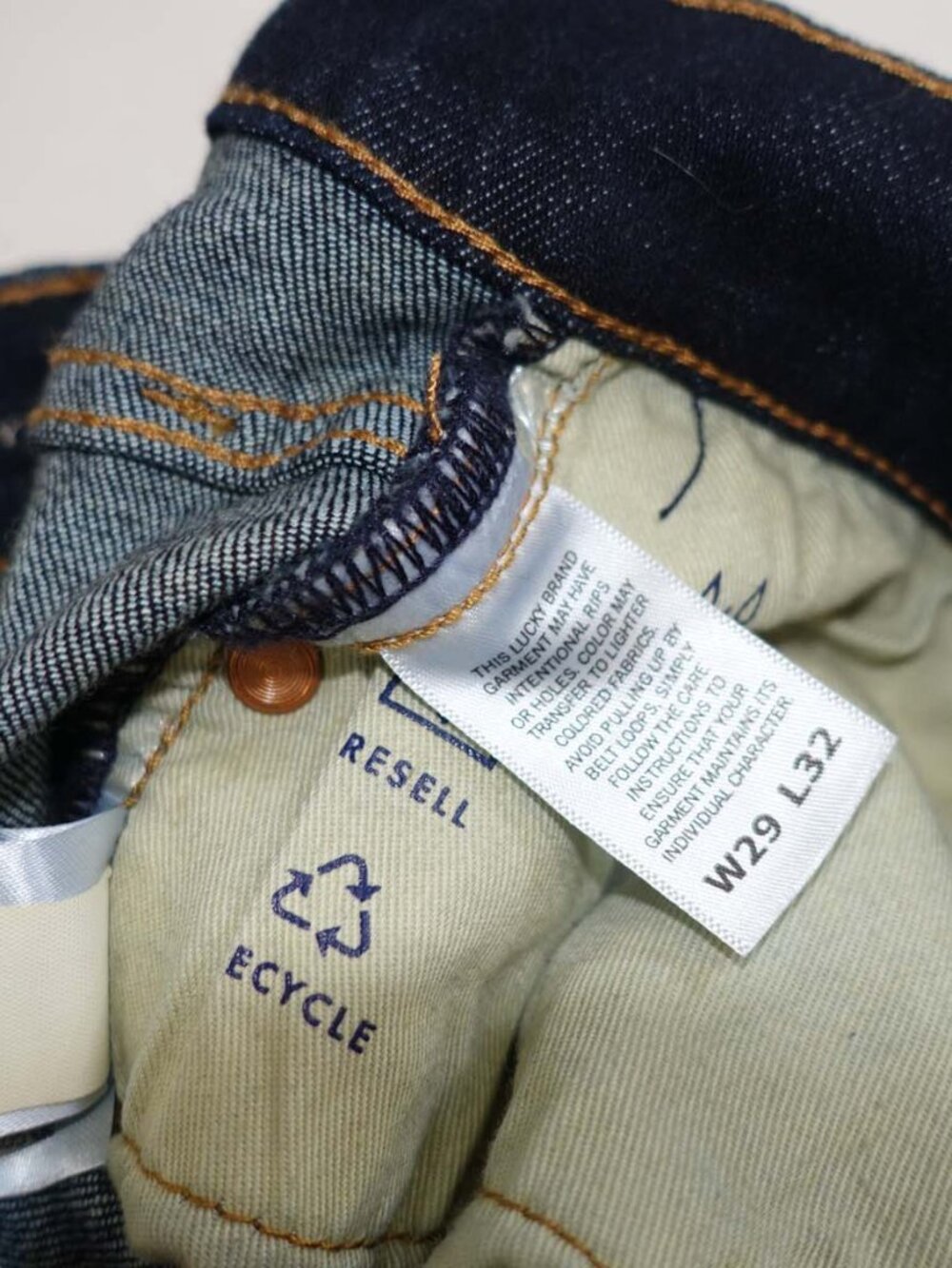 Lucky Brand Men's 110 Slim Coolmax Stretch Jeans Size 29 x 32 NWT Dark Wash - Picture 4 of 9